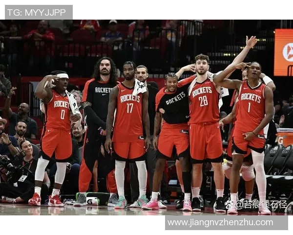 热火与火箭激烈对决NBA赛场再掀高潮球迷期待精彩瞬间 热火与火箭激烈对决NBA赛场再掀高潮球迷期待精彩瞬间